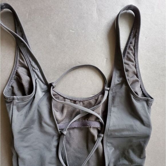 The Bikini Lab One Piece "namaste Beaches" - Picture 9 of 10